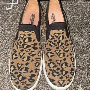 Cushionaire Leopard Print Flats